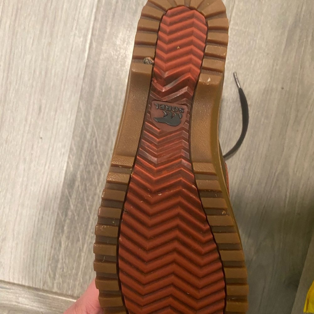 Sorel Multicolor Knit Boots with Brown Accents - Picture 2 of 3